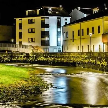 Aparthotel Hotel-apartamentos La Bilbaina 3*