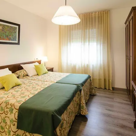 Aparthotel Hotel-apartamentos La Bilbaina 3*