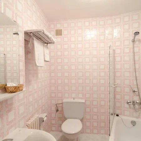 Hotel-apartamentos La Bilbaina Aparthotel 3*